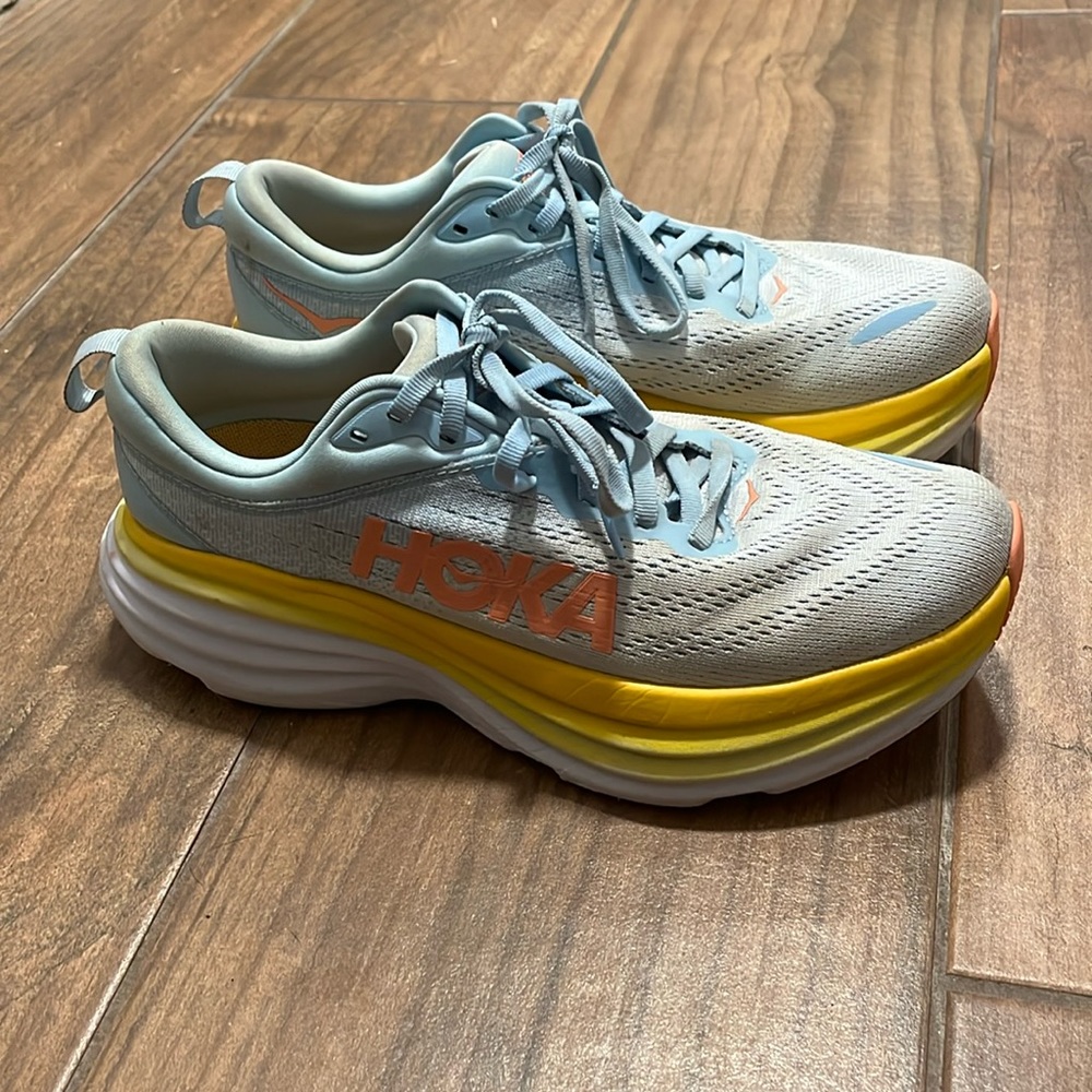 Hoka bondi 8 size 8 1/2 summer song/country air